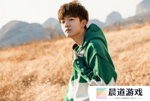 演员李明德因酒后砸车被刑拘，当事车主回应：犯错就要承担责任