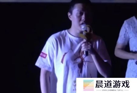《哪吒2》饺子导演回应申公豹口吃问题，背后真相太令人心疼