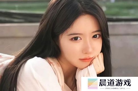 美女主播泰国旅游开直播，刚出镜就被超管封了，网友：胆子太大了