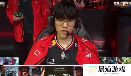 T1无缘4强，Zeus亲手痛打老东家，奥拉夫高地手刃Faker，太可惜了