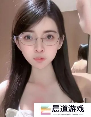 狗头萝莉在寻找新的投资人，称自己很有性价比，锁骨红印反而瞩目