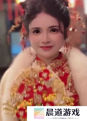 狗头萝莉发布澄清视频，解释大家热议话题，称自己想努力做个好人