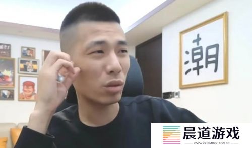 旭旭宝宝凌晨紧急开播，耐心回应各种问题，称不存在被带节奏情况