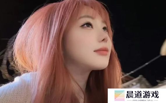 刘飞儿自曝早年拍美照原因，称自己不是为了钱，纯粹喜欢把青春留住