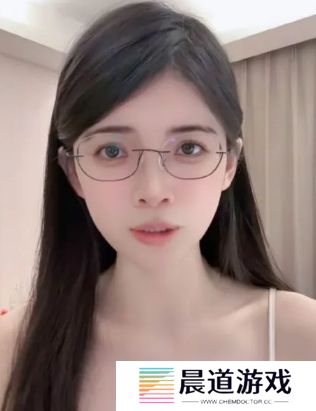 狗头萝莉拍短剧被曝有吻戏，本人回应称怕男粉吃醋，亲密戏都删除了