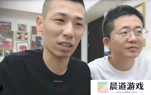 旭旭宝宝深夜连麦多名大主播，再次回应近期节奏，称会在线下约见