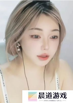 刘飞儿自曝有大哥私信自己，称要把聊天发给大哥老婆，网友：太损了